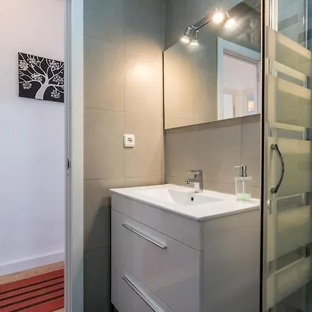 Apartment Views And Calm By Center