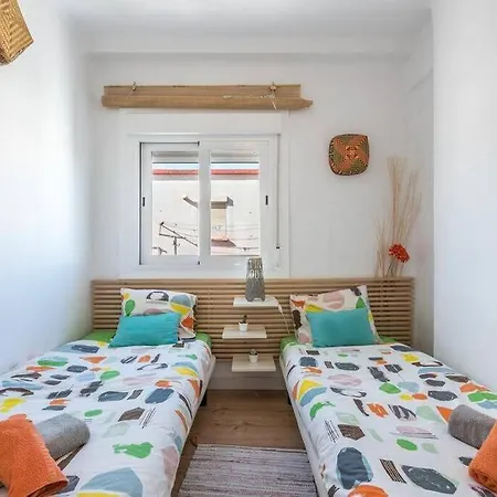 Views And Calm By Center Apartment Malaga